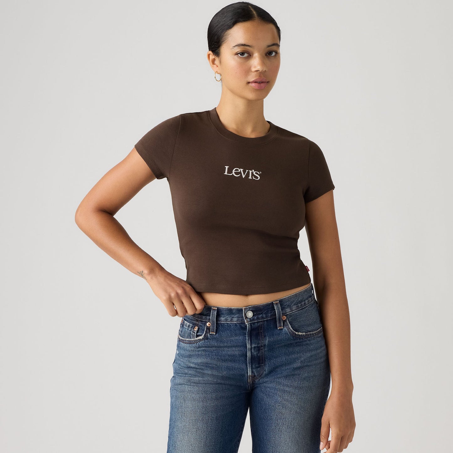 Levi's® Women's Graphic Essential Baby Tee