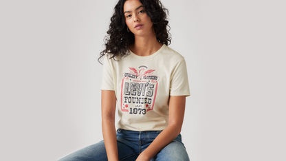 Levi's® Women's Graphic Iconic Tee
