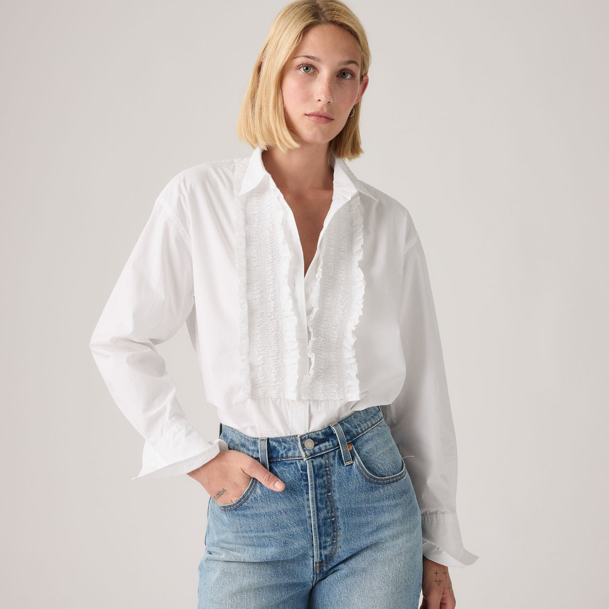 Levi's® Women's Harlie Boyfriend Tuxedo Ruffle Shirt