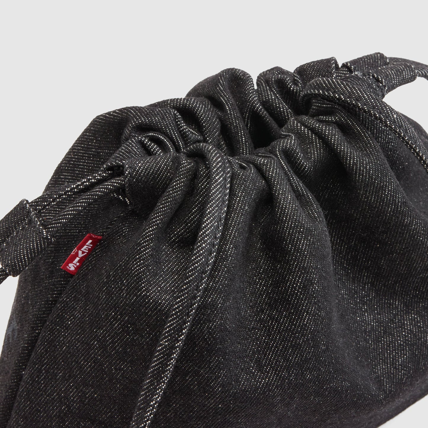 Levi's® Women's Isabelle Crossbody Bag