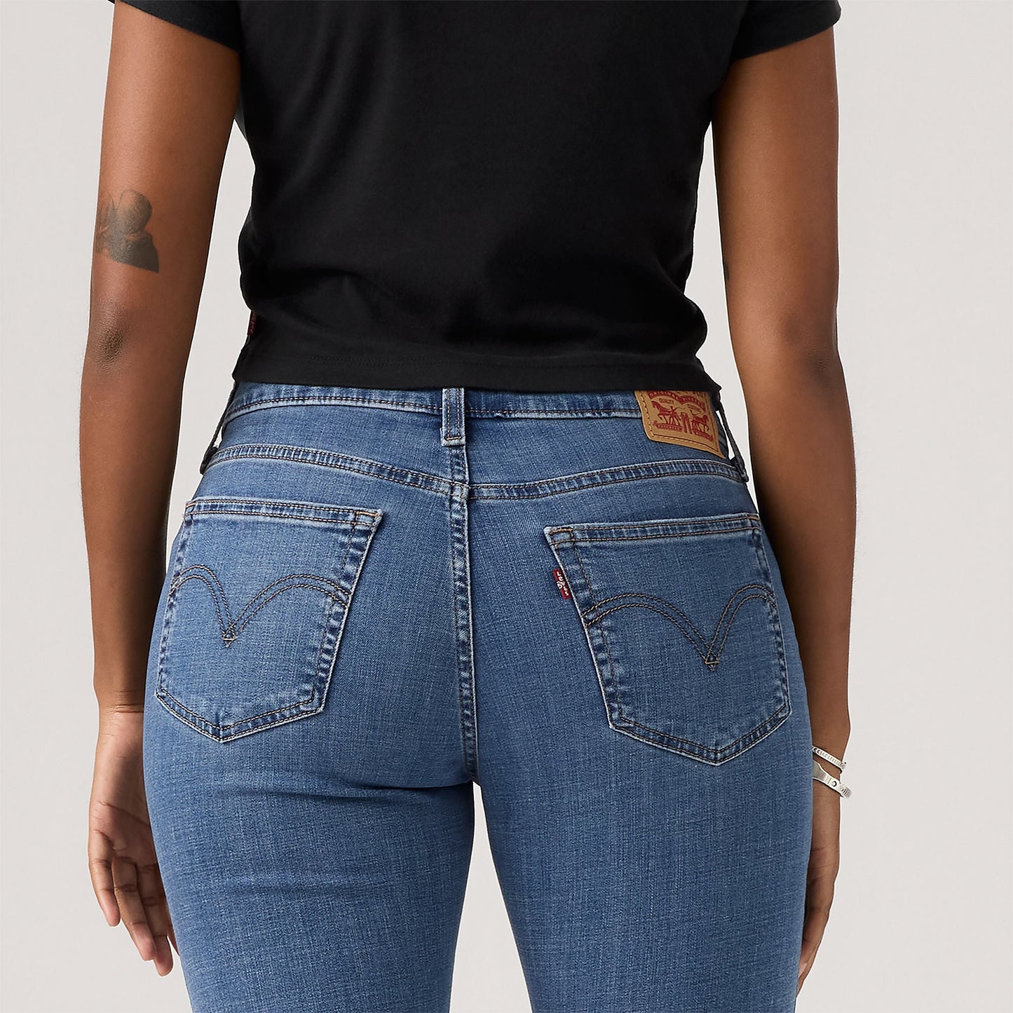 Levi's® Women's Mid-Rise Boyfriend Jeans
