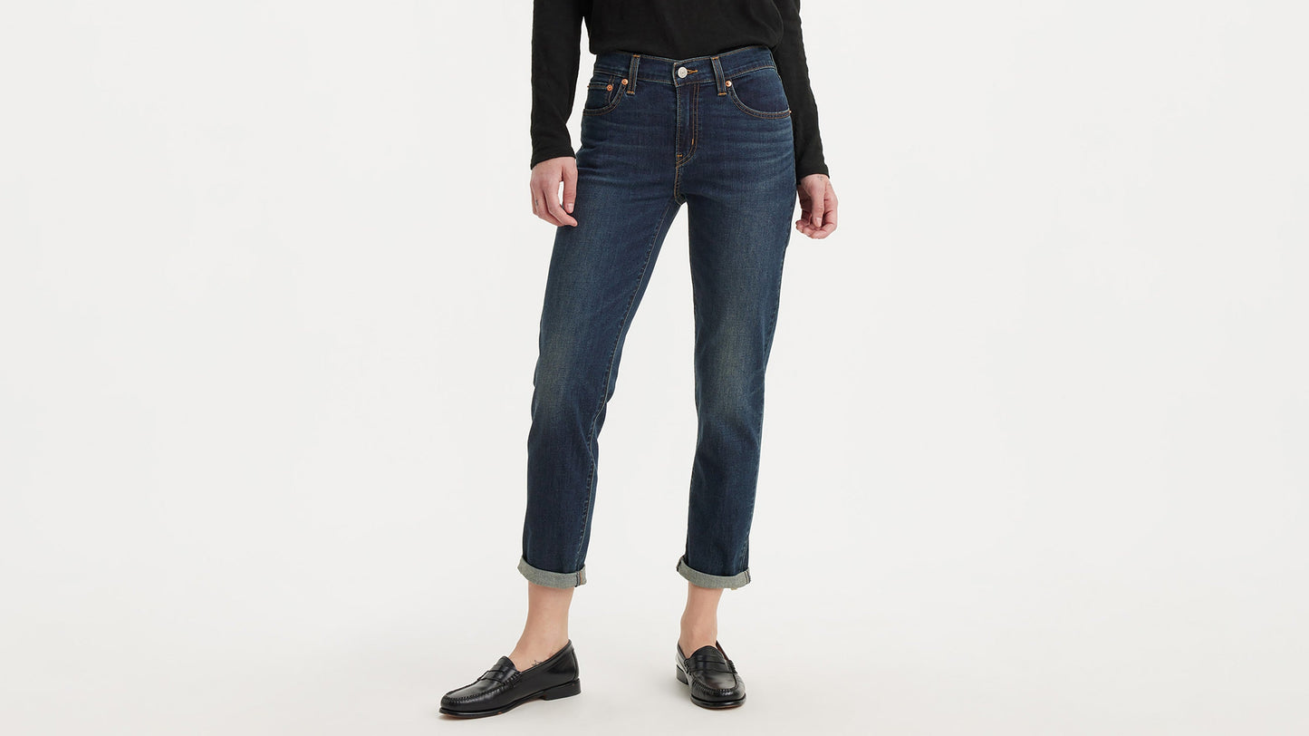 Levi's® Women's Mid-Rise Boyfriend Jeans