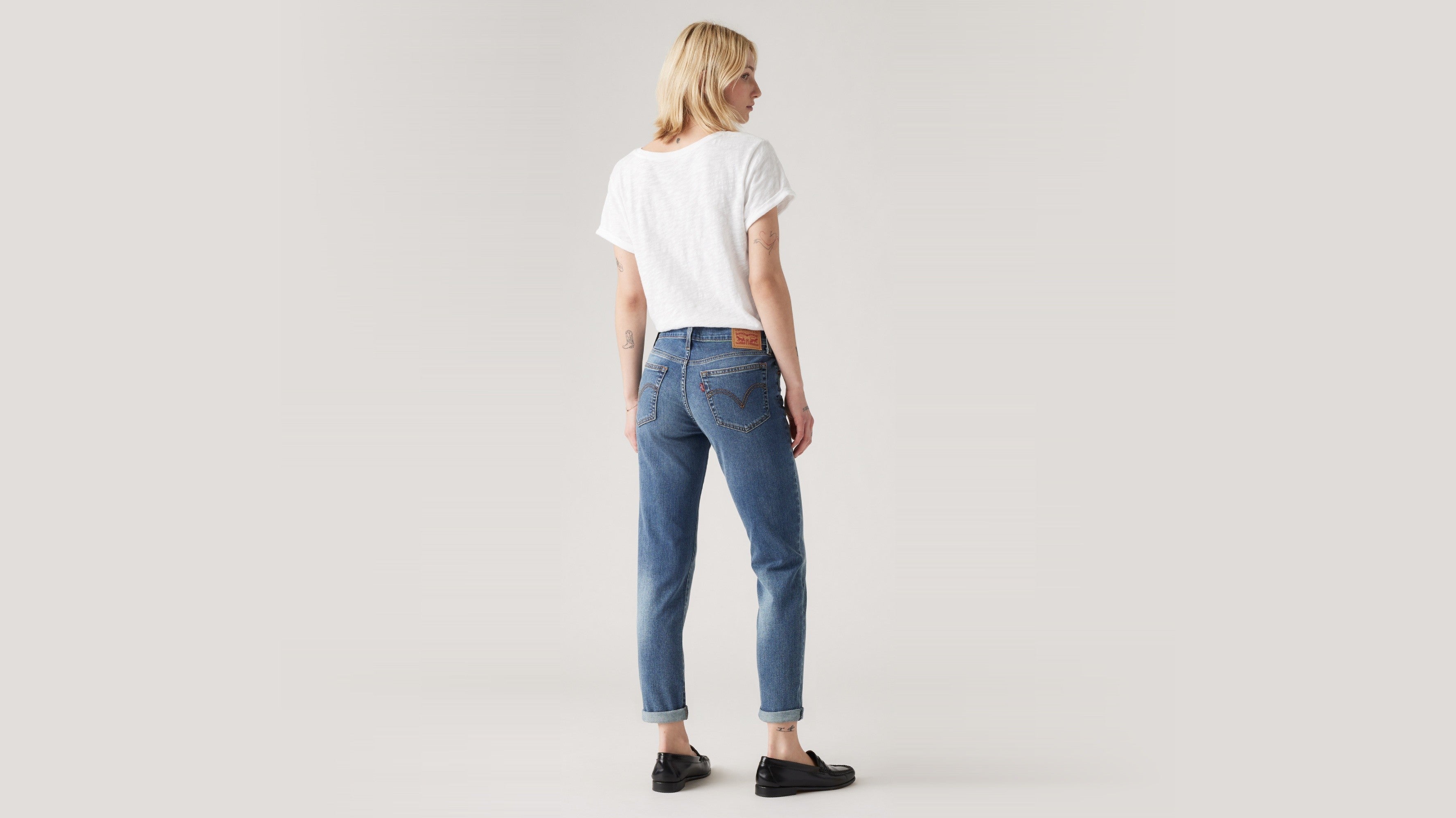 Levi's® Women's Mid-Rise Boyfriend Jeans - Driving Away| Levi's SG