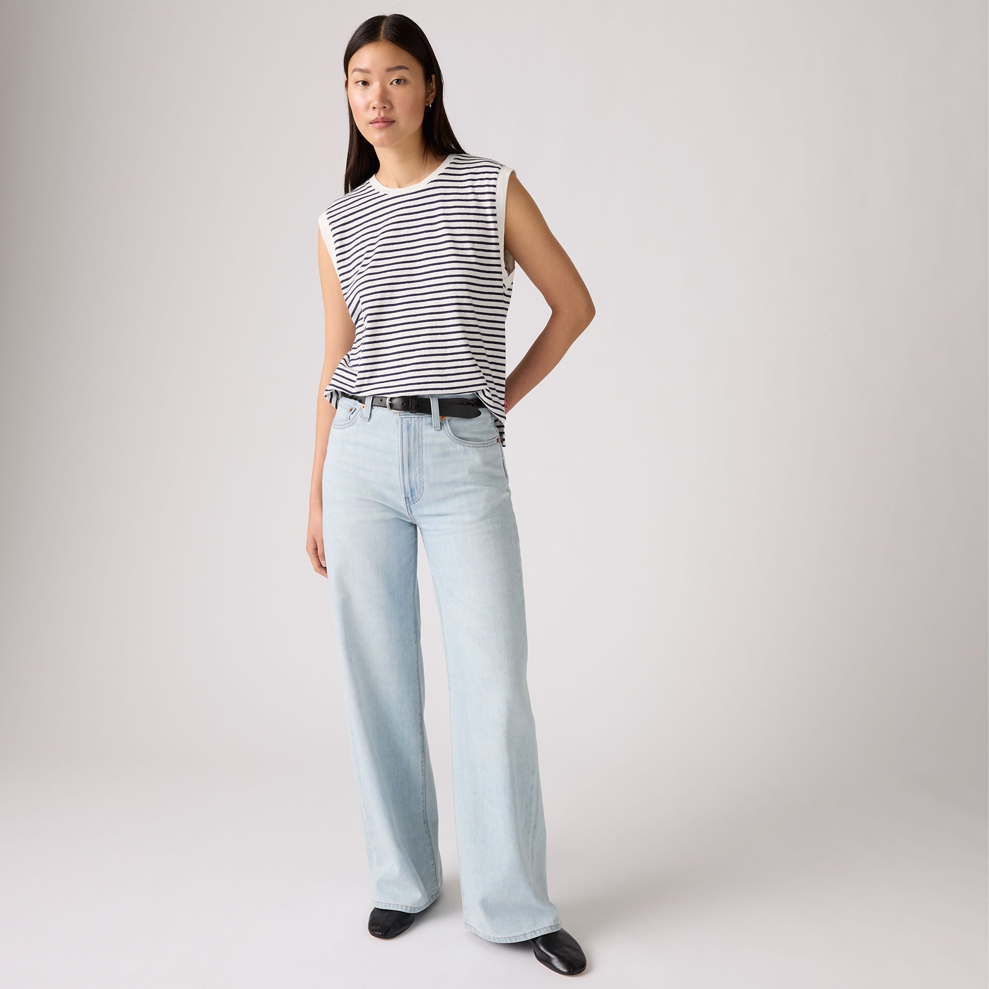 Shop Women's Ribcage Wide-Leg Jeans - Luxury Trip | Levi's® SG