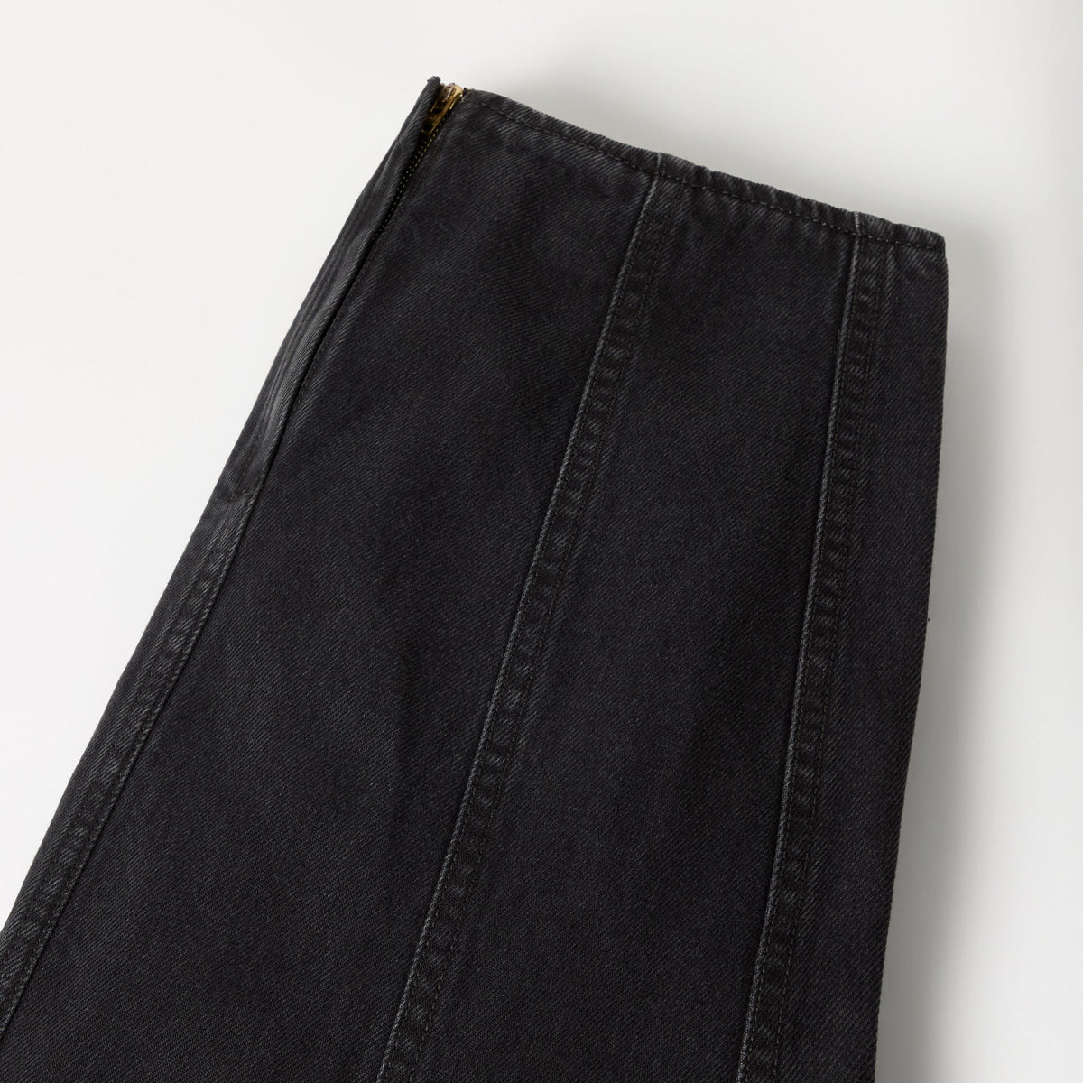 Levi's® Women's Seamed Flare Skirt