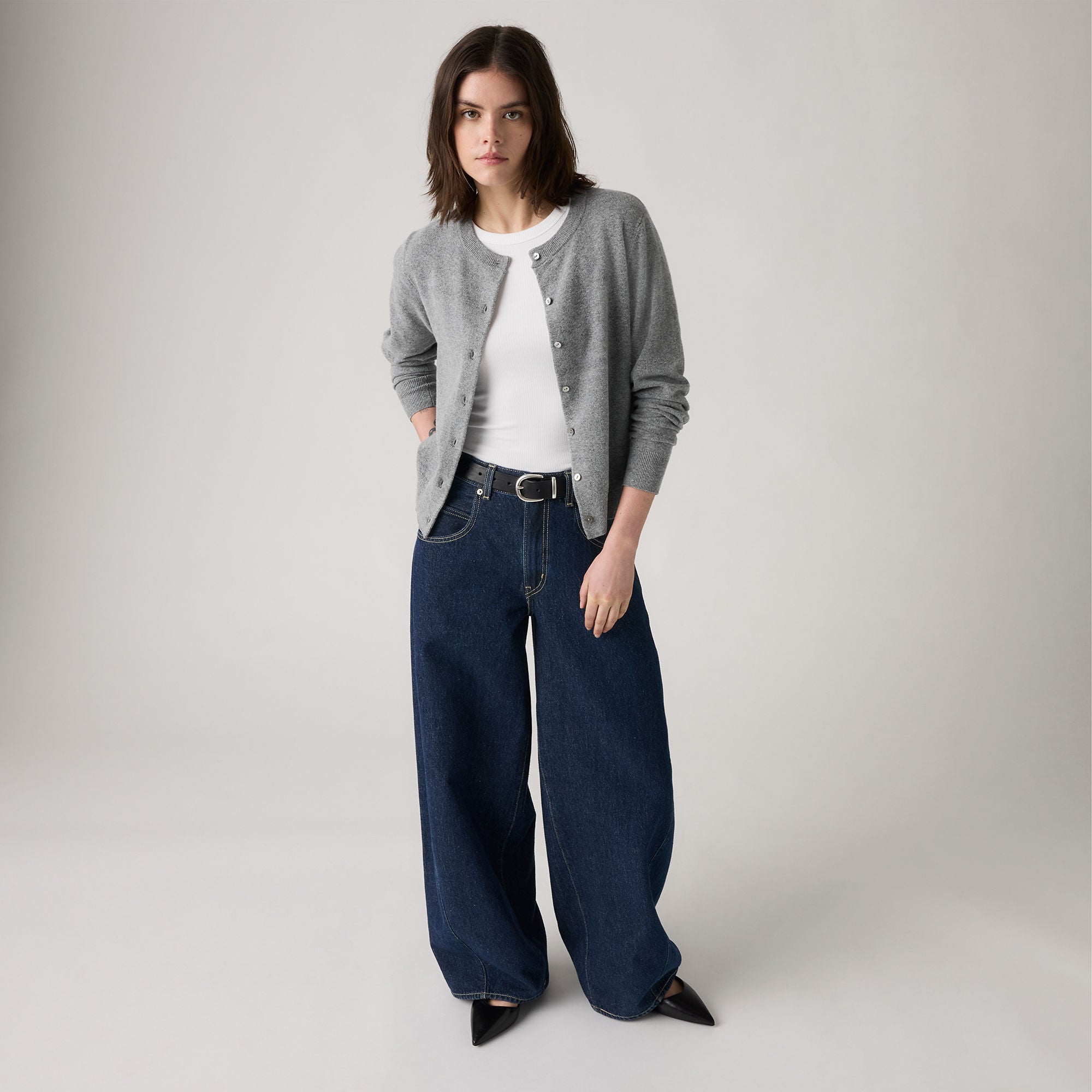 Levi's® Women's Super Baggy Barrel Jeans - Shaded View | Levi's SG