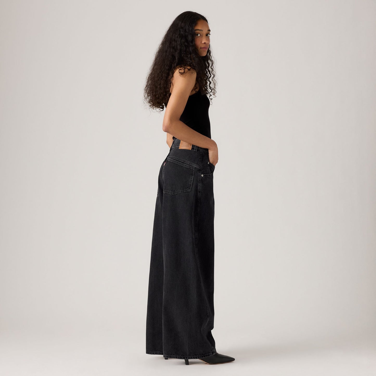 Levi's® Women's Super Baggy Barrel Jeans