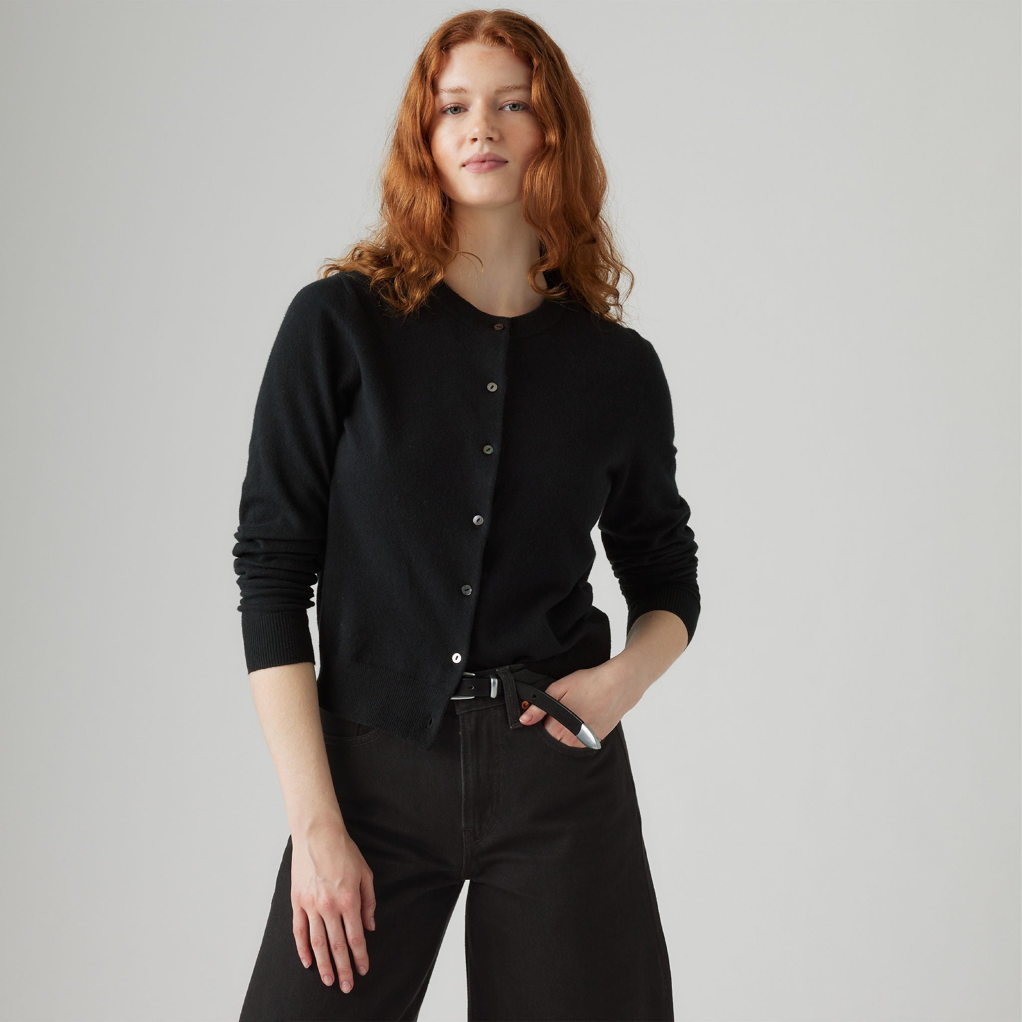 Levi's® Women's Supersoft Crewneck Cardigan - Black | Levi's SG