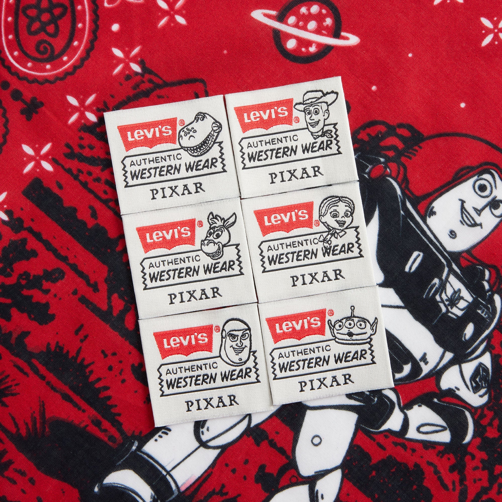 Levi's® x Toy Story Tote Bag - Anniversary All Over Print | Levi's SG