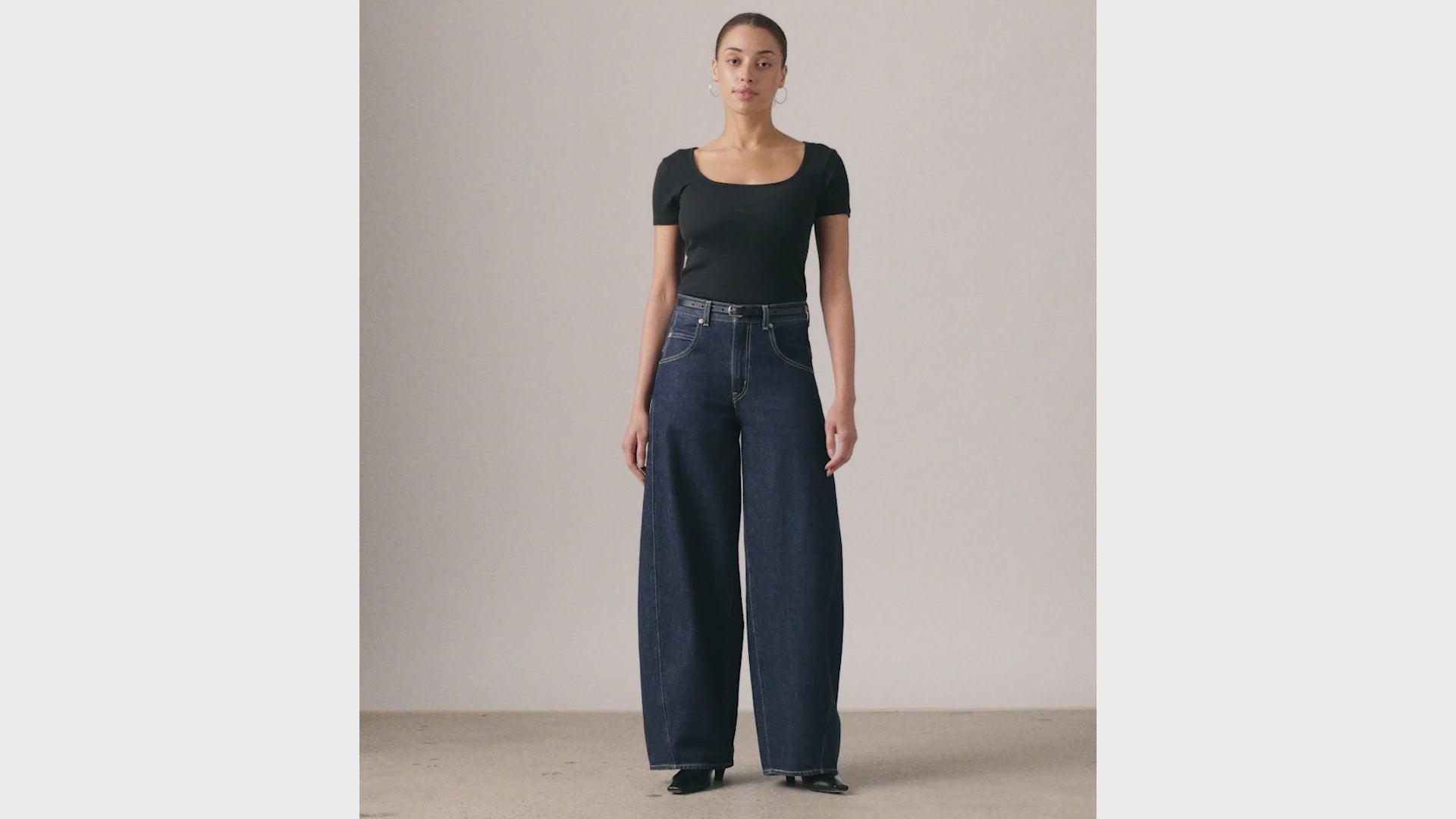Levi's® Women's Super Baggy Barrel Jeans - Open Mind | Levi's SG